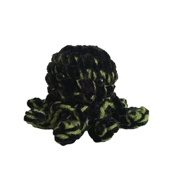 Handmade Small Green & Black Soft Plush Mini Amigurumi Stuffed Crochet Octopus - Picture 1 of 9